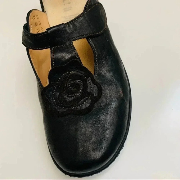 Think! Handmade Slip Ons “The Rose” Shoes - Picture 5 of 7